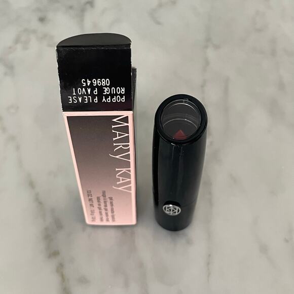 Mary Kay  Poppy Please Gel Semi - Matte NWT Lipstick Make Up Red Orange - Picture 2 of 6